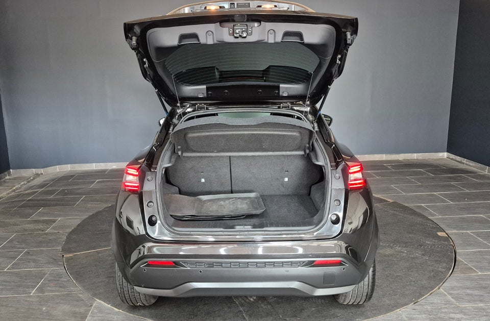 Nissan Juke 1,0 Dig-T 117 Tekna DCT 5d