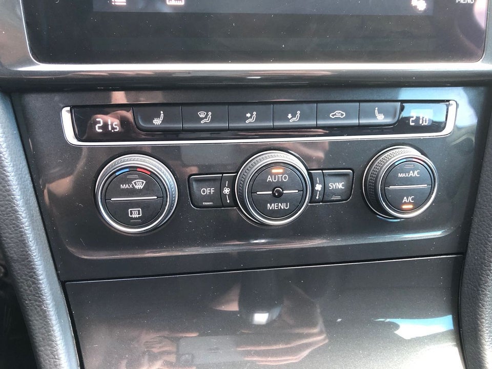 VW Golf VII 1,5 TSi 150 Comfortline Connect Variant DSG 5d