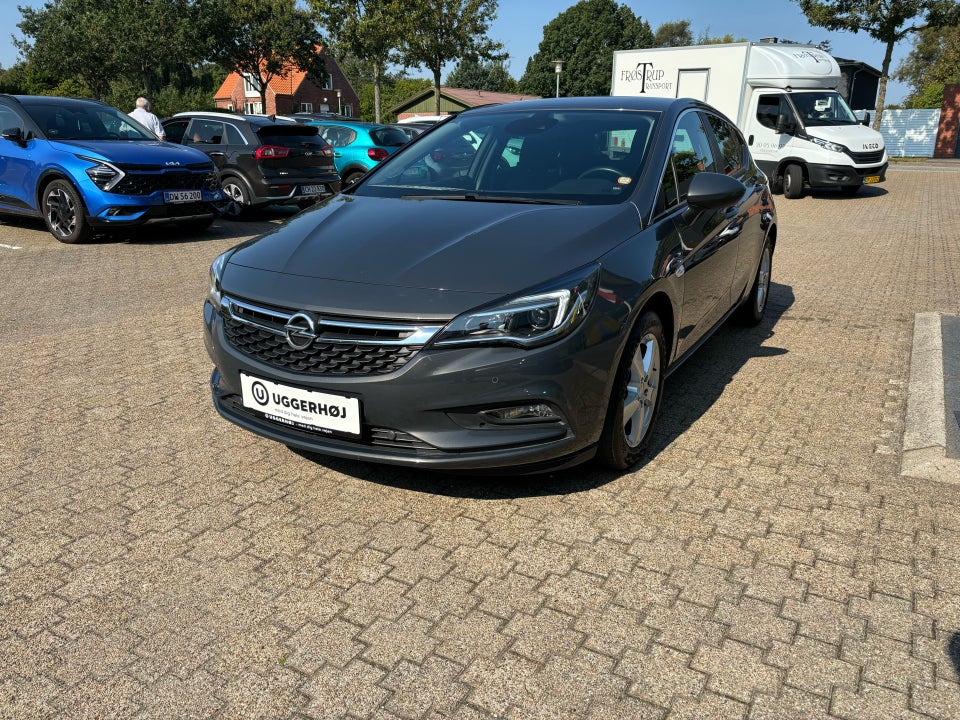 Opel Astra 1,0 T 105 Enjoy 5d