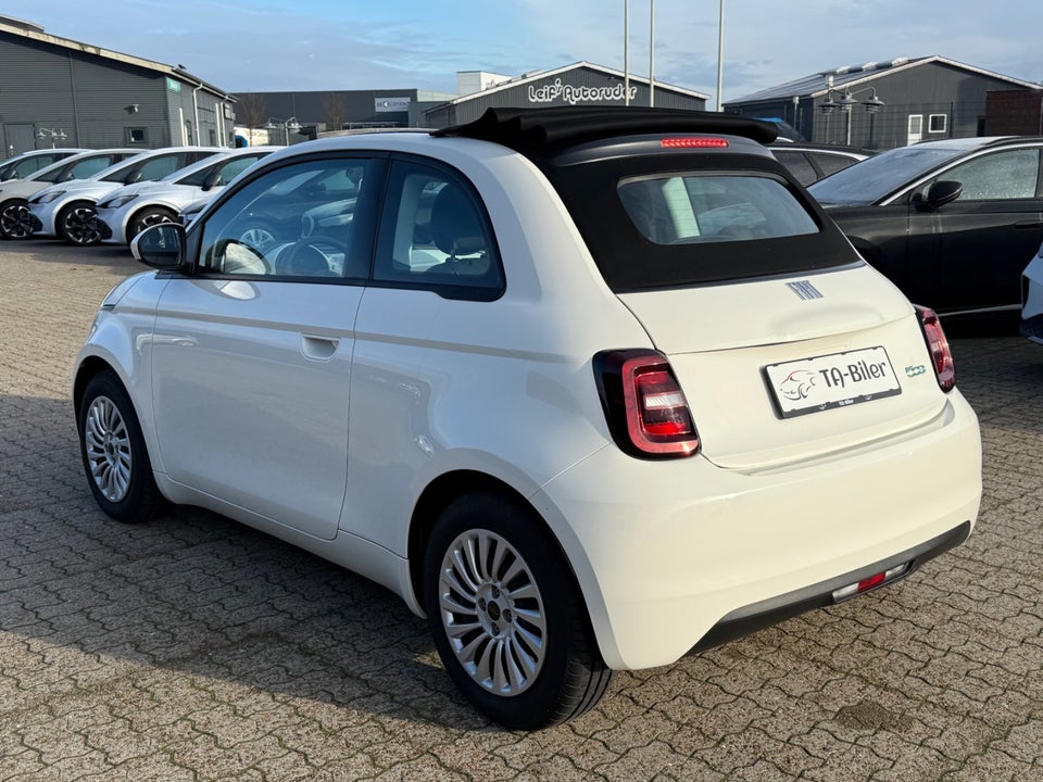 Fiat 500e 42 Icon Cabrio 2d