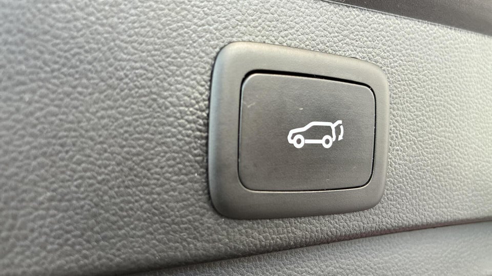 MG Marvel R Performance 5d