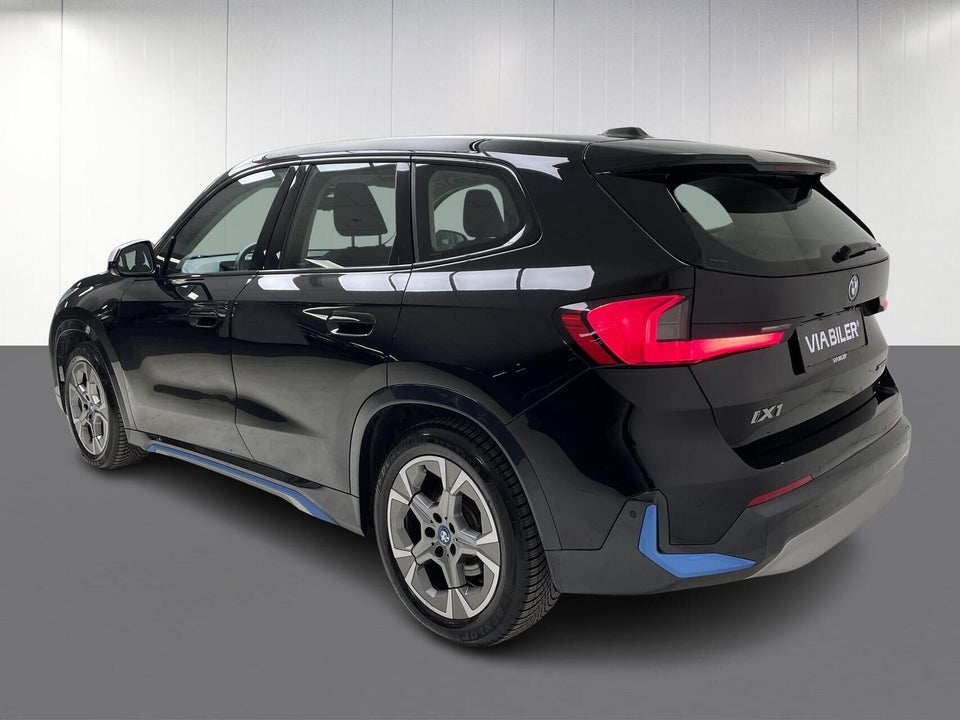 BMW iX1 xDrive30 X-Line 5d