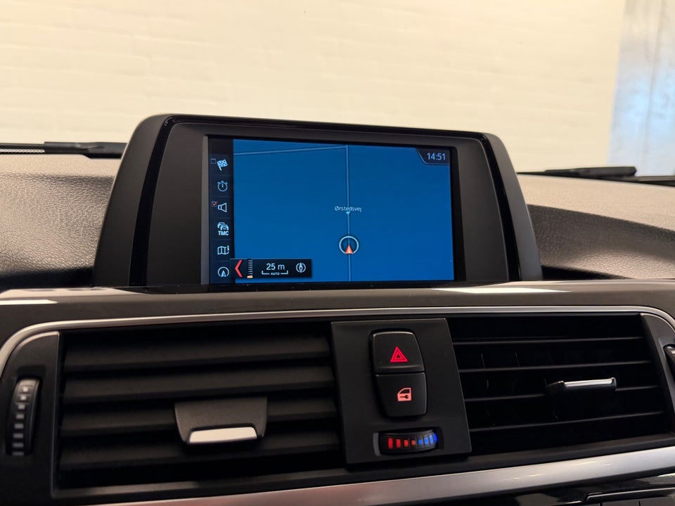 BMW 320i 2,0 Touring Advantage aut. 5d