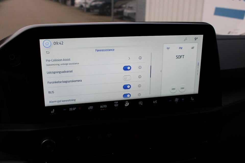 Ford E-Transit Custom 320S 64 Limited