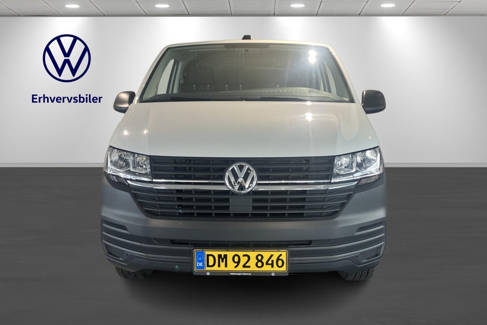 VW Transporter 2,0 TDi 110 Kassevogn lang