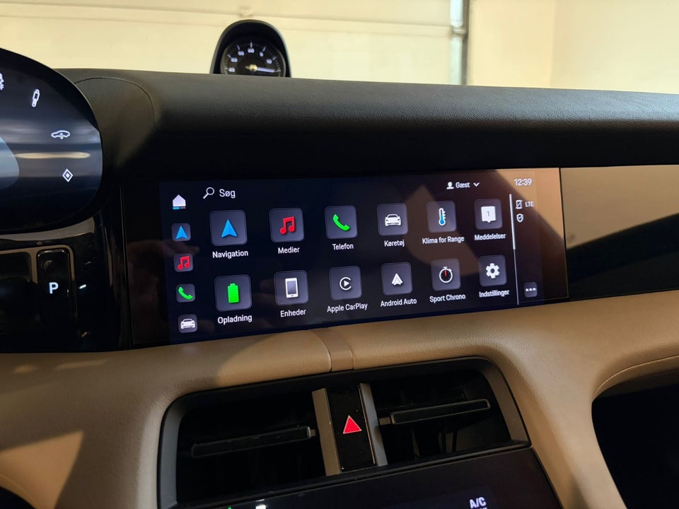 Porsche Taycan 4 Performance+ Cross Turismo 5d