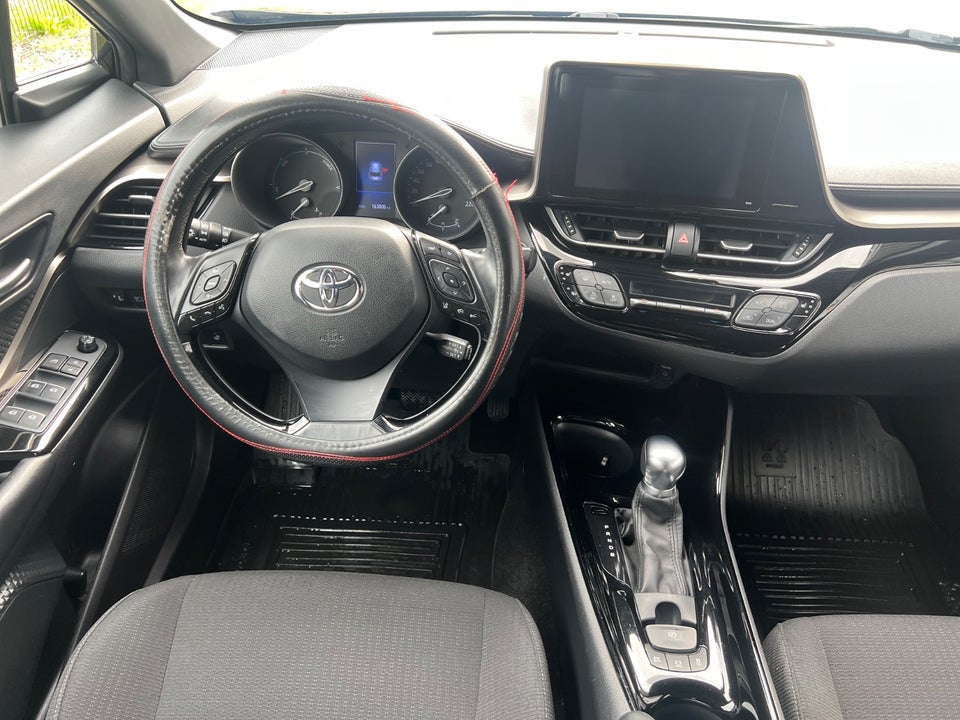 Toyota C-HR 1,8 Hybrid C-HIC CVT 5d