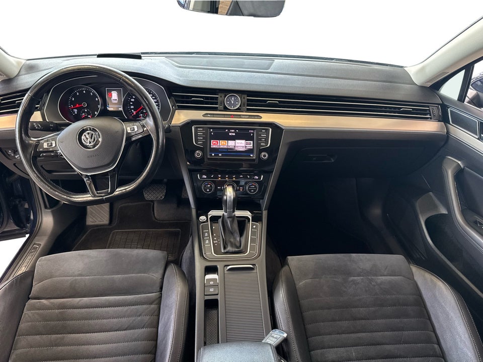 VW Passat 1,8 TSi 180 High+ Variant DSG 5d
