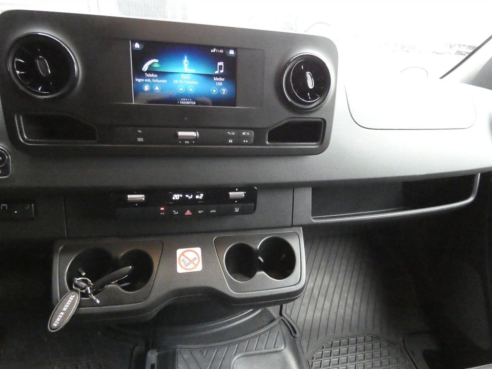 Mercedes Sprinter 317 2,0 CDi A3 Alukasse m/lift aut. RWD 2d