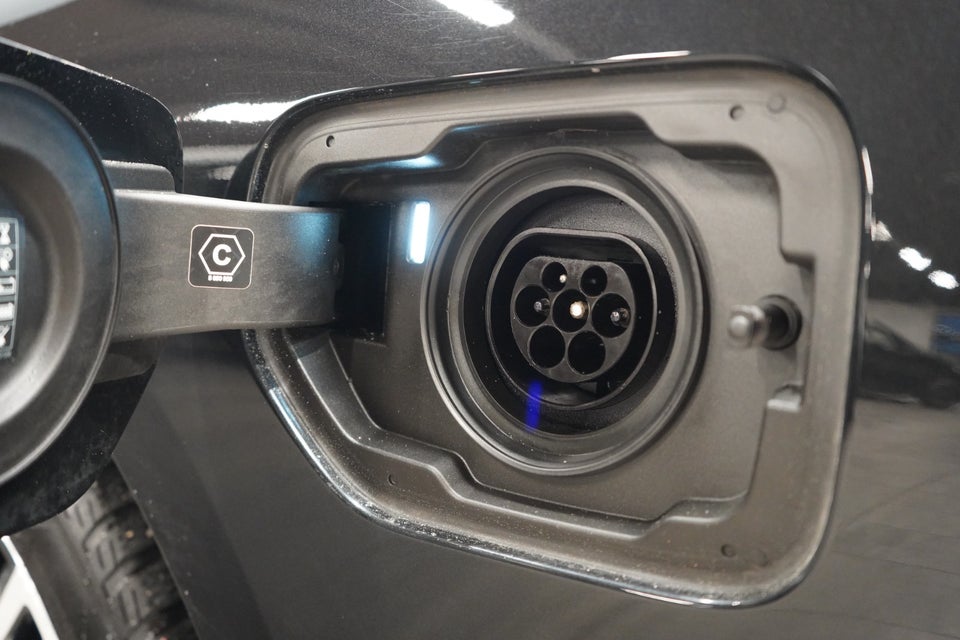 BMW 330e 2,0 Touring M-Sport aut. 5d