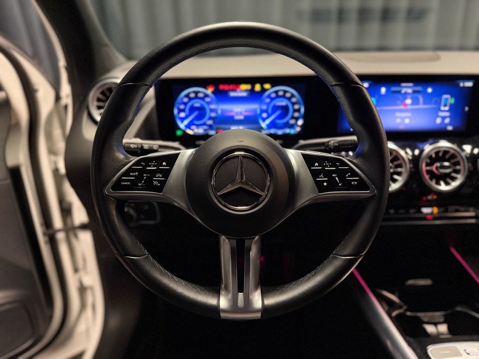 Mercedes EQA250+ Progressive 5d