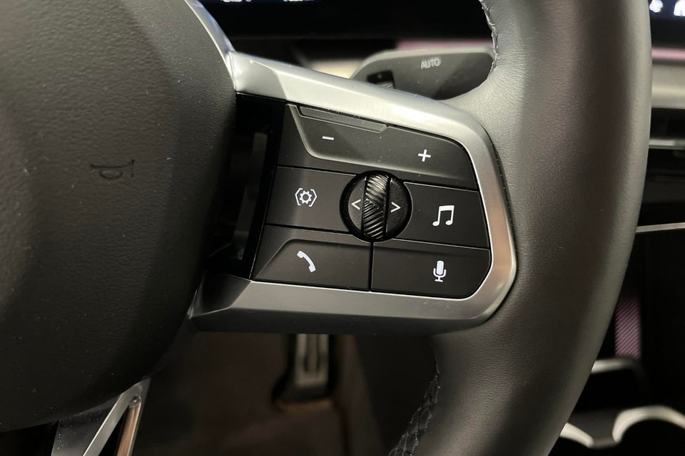 BMW iX2 eDrive20 M-Sport 5d