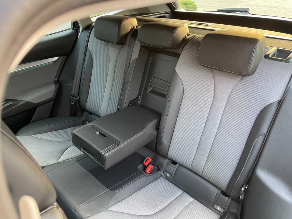 Skoda Enyaq 50 iV 5d