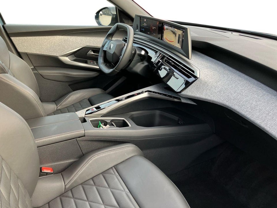 Peugeot e-5008 77 Allure 7prs 5d