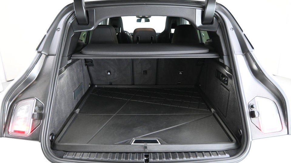 BMW iX xDrive40 Supercharged 5d