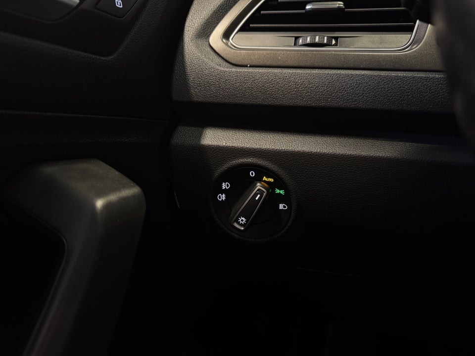 VW T-Roc 1,0 TSi 115 Style 5d