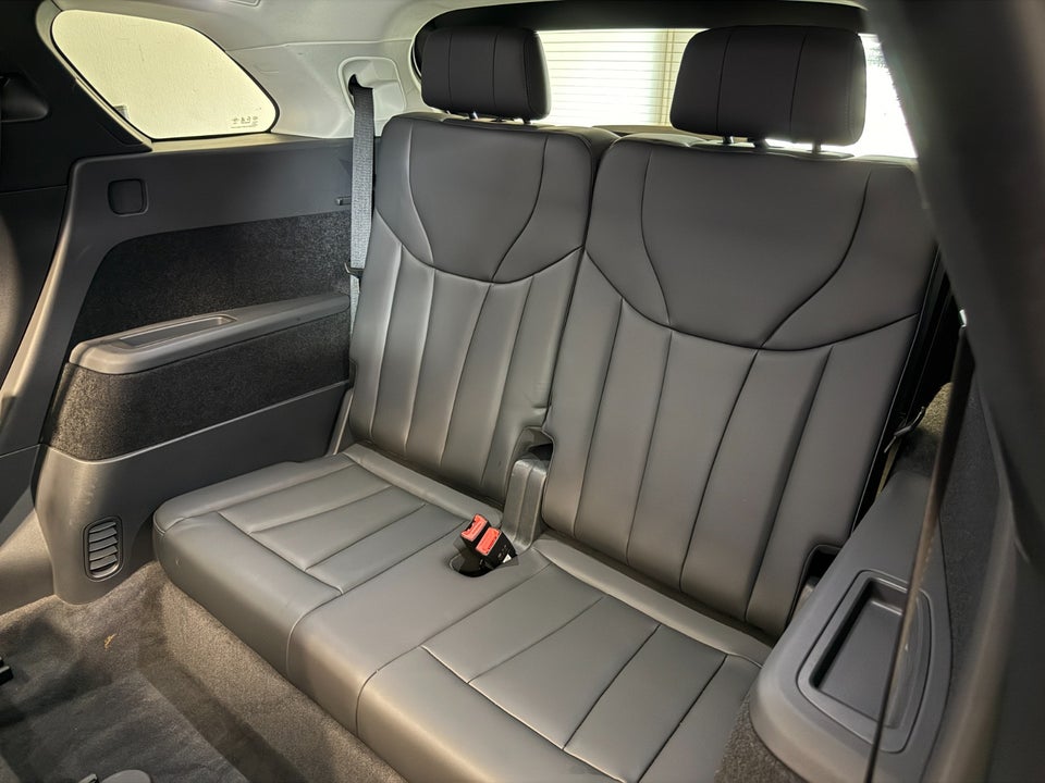 Hongqi E-HS9 84 Comfort 5d