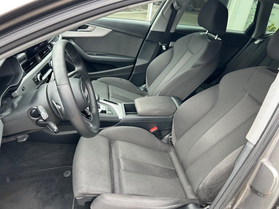 Audi A4 40 TFSi Advanced Prestige Tour plus Avant S-tr. 5d