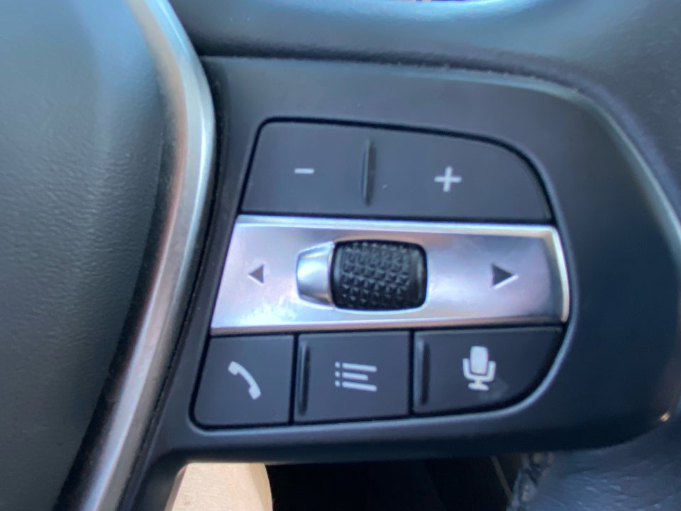 BMW 330e 2,0 Touring Sport Line aut. 5d