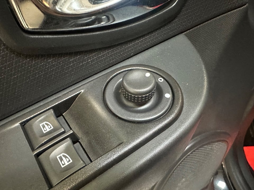 Renault Clio IV 1,5 dCi 75 Authentique 5d