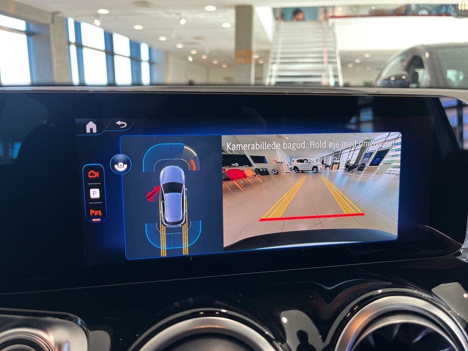 Mercedes EQB300 Progressive 4Matic 5d