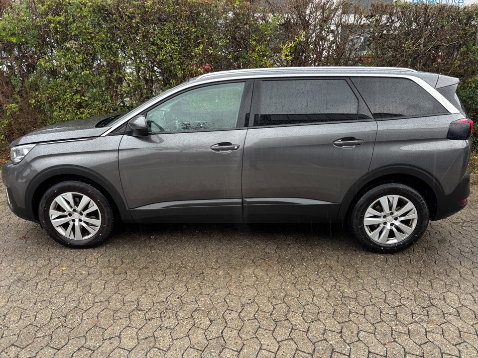 Peugeot 5008 1,2 e-THP 130 Allure 7prs 5d