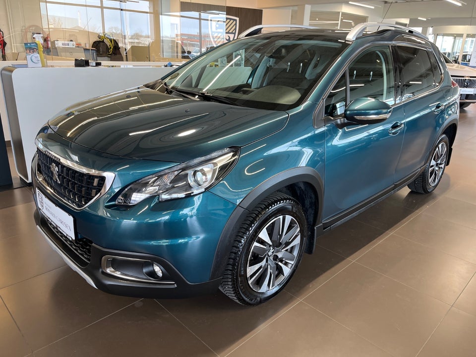 Peugeot 2008 1,2 e-THP 110 Allure Sky 5d