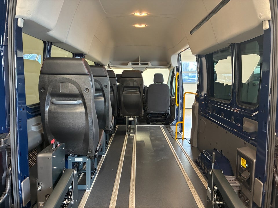 Ford E-Transit 350 L3 Kombi 68 Trend H3 RWD