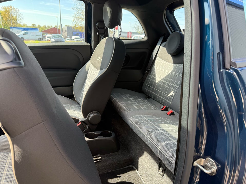 Fiat 500 1,0 Hybrid Lounge 3d