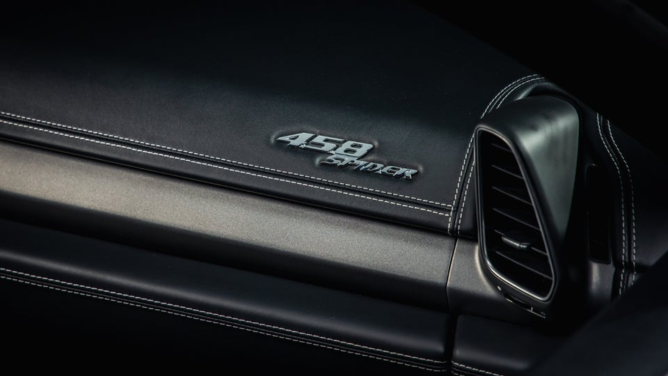 Ferrari 458 4,5 Spider DCT 2d