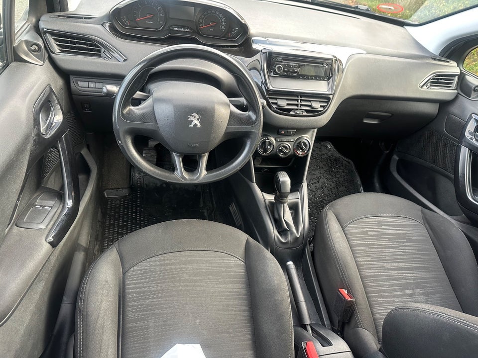 Peugeot 208 1,0 VTi Active 5d