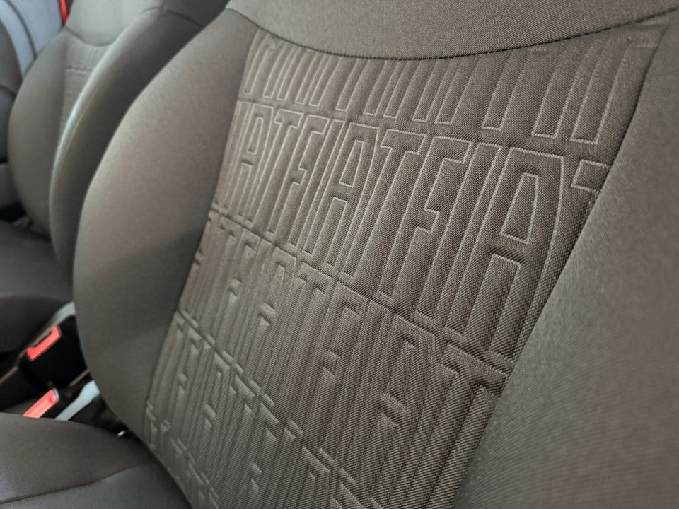 Fiat 500 1,0 Hybrid Vita Comfort 3d