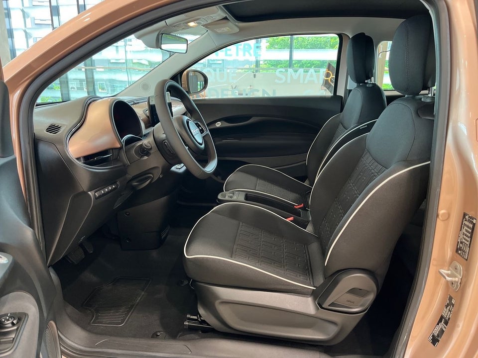 Fiat 500e 42 Icon Cabrio 2d
