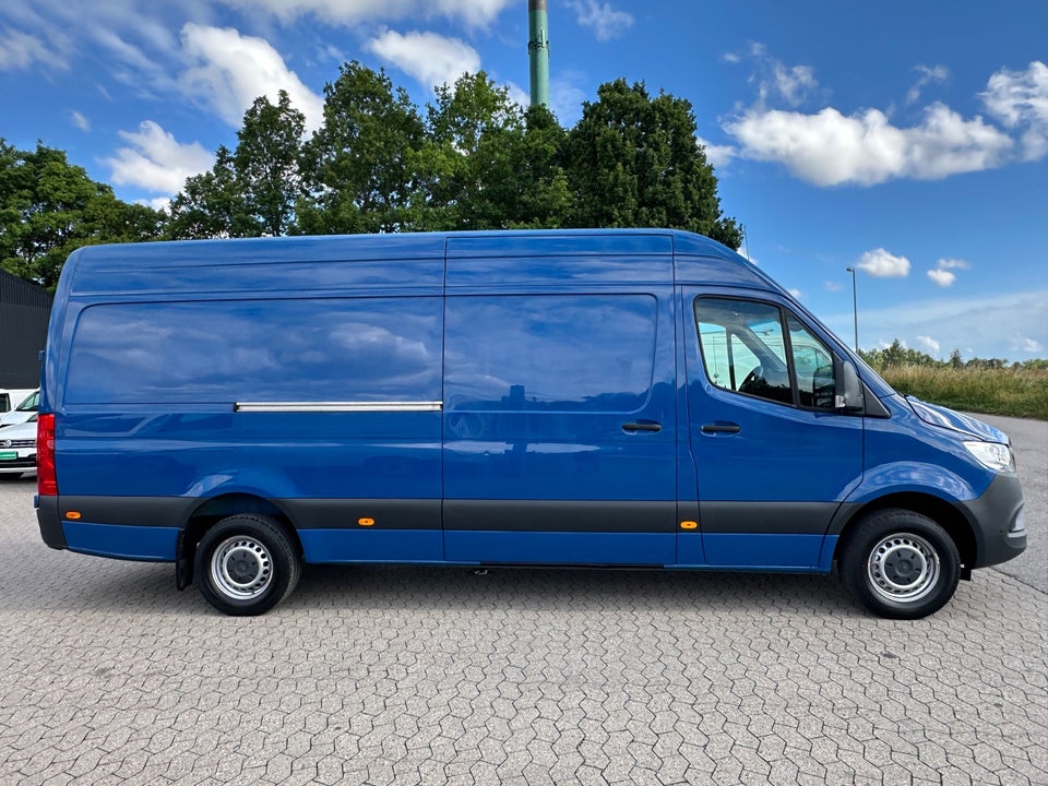 Mercedes Sprinter 317 2,0 CDi A4 Kassevogn aut. RWD