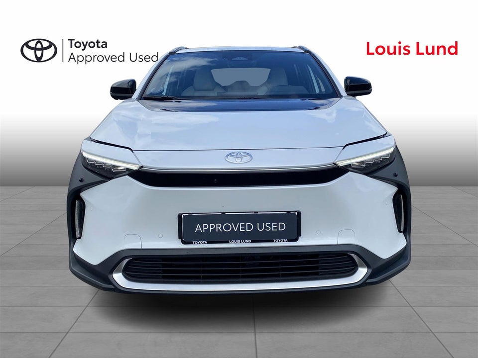 Toyota bZ4X Executive 5d