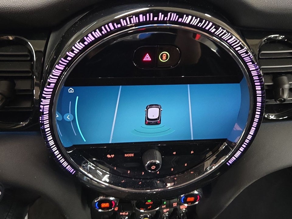 MINI Cooper SE Essential 3d