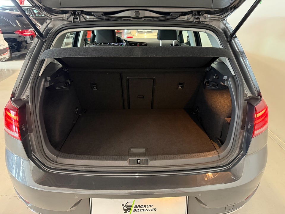 VW Golf VII 1,5 TSi 130 Comfortline Connect DSG 5d