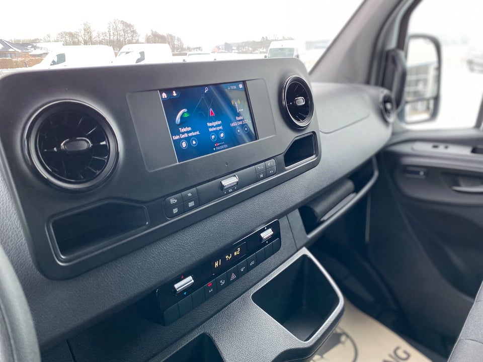 Mercedes Sprinter 317 2,0 CDi A2 Kassevogn aut. RWD