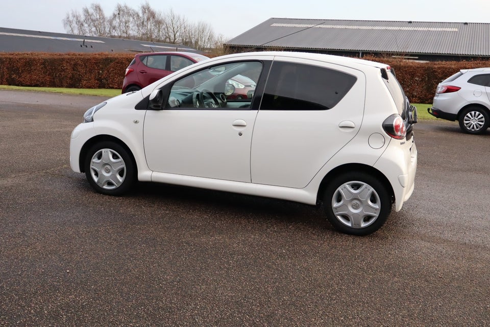 Toyota Aygo 1,0 VVT-i T2 Air Connect 5d