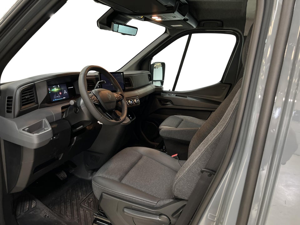 Renault Master V T35 87 E-Tech L3H2 Combi