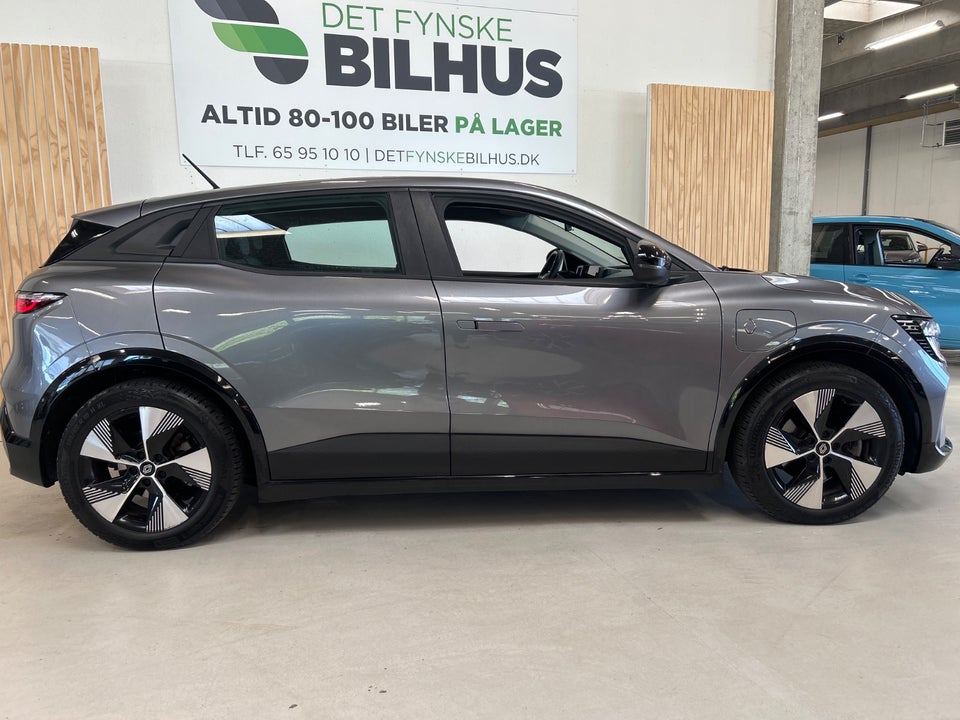 Renault Megane E-Tech 60 Equilibre 5d