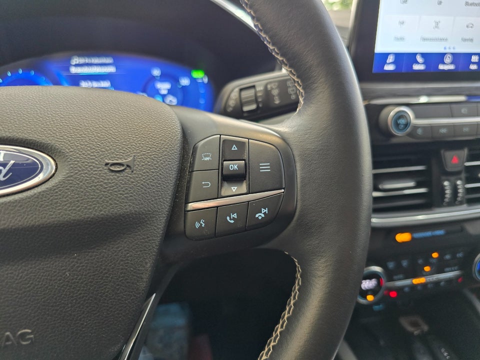 Ford Kuga 2,5 PHEV Vignale CVT 5d