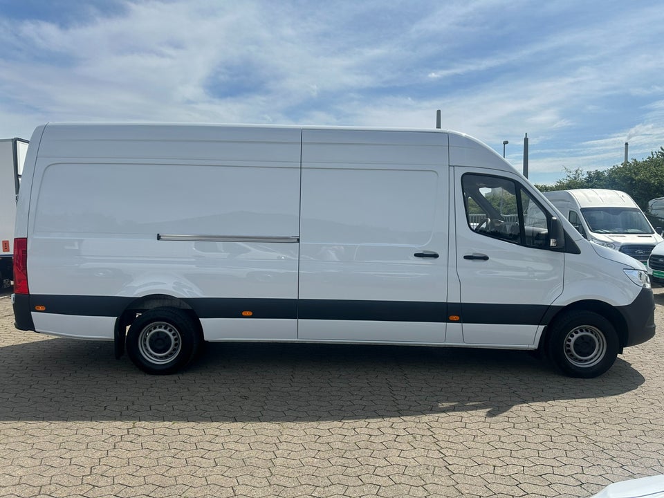 Mercedes Sprinter 317 2,0 CDi A3 Kassevogn aut. RWD