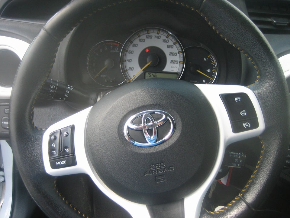 Toyota Yaris 1,3 VVT-i T2 Trend 5d