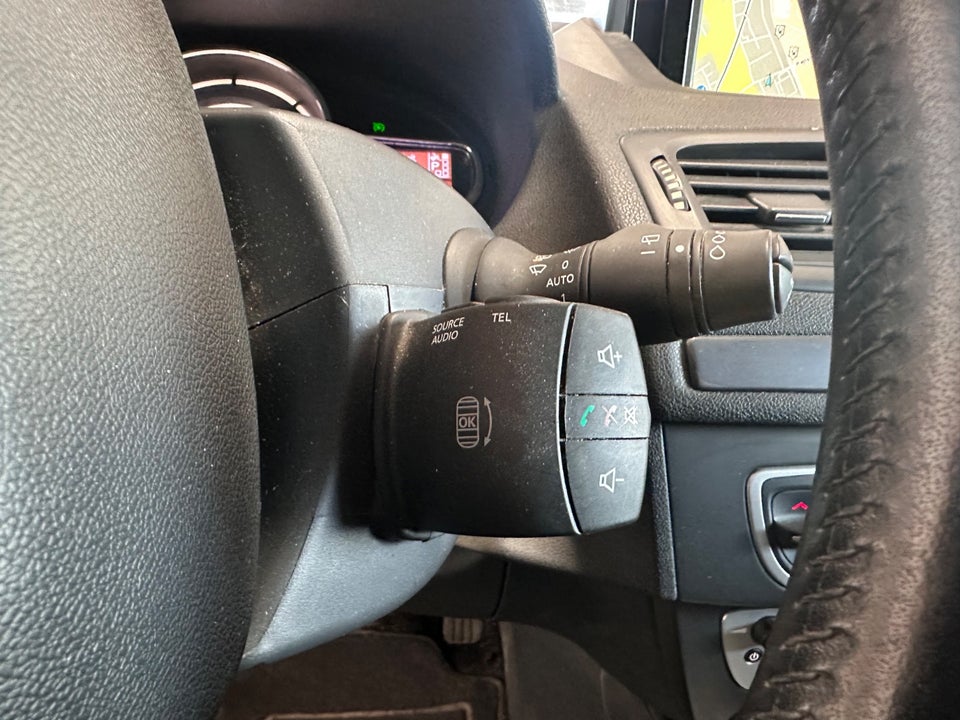 Renault Megane III 1,5 dCi 110 Limited Edition Sport Tourer EDC 5d