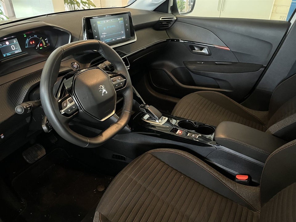 Peugeot e-208 50 Active Pack 5d