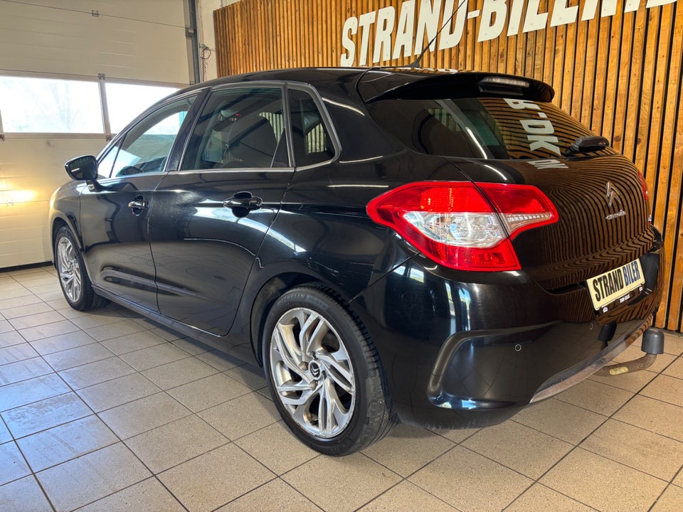 Citroën C4 1,6 e-HDi 112 Seduction 5d