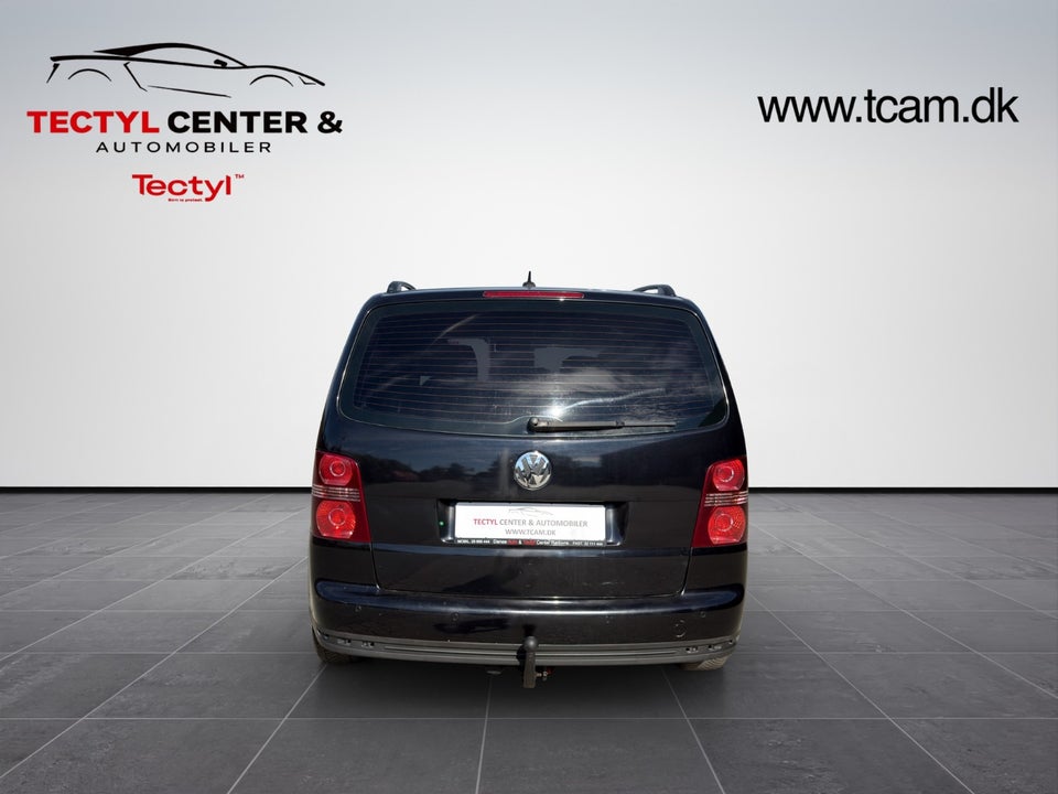 VW Touran 1,4 TSi 140 Highline 7prs 5d