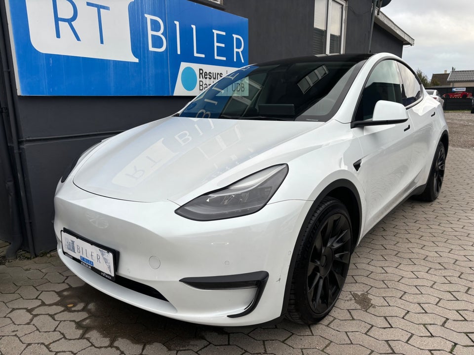 Tesla Model Y Long Range AWD 5d