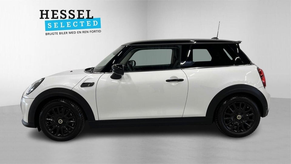 MINI Cooper SE Essential 3d